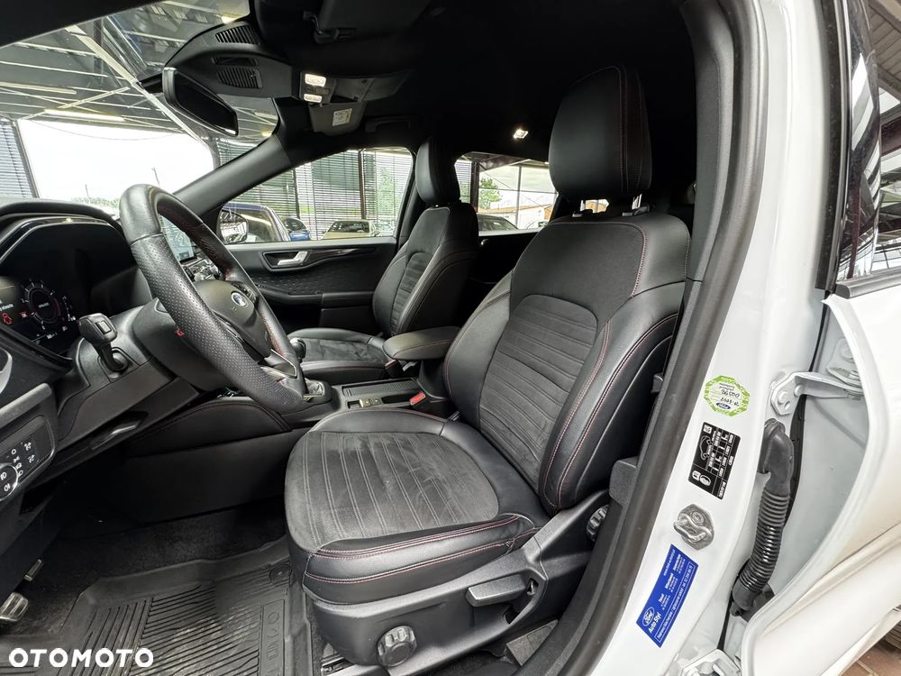Ford Kuga - 13