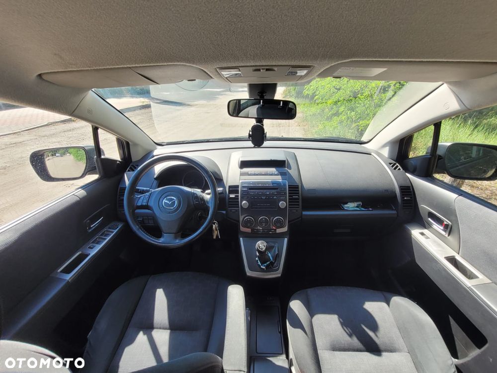 Mazda 5 - 7