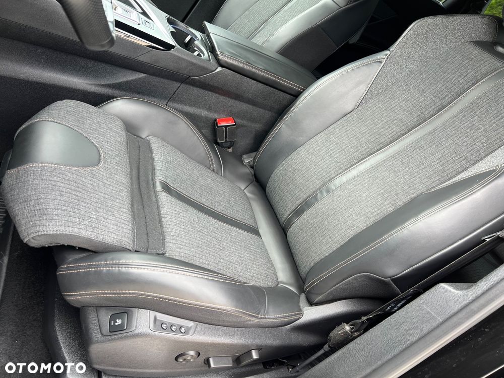 Peugeot 5008 1.6 THP Crossway S&S EAT6 - 32