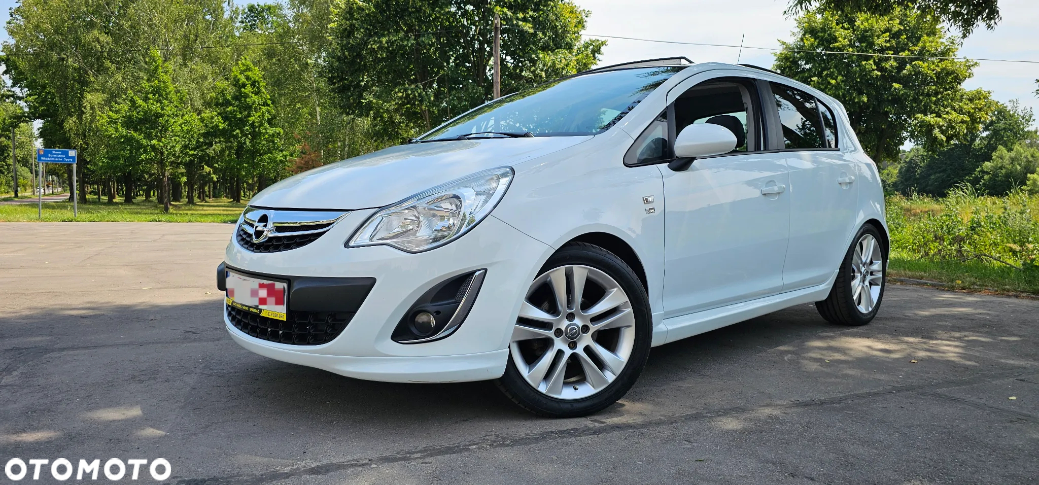 Opel Corsa 1.4 16V 150 Jahre - 3