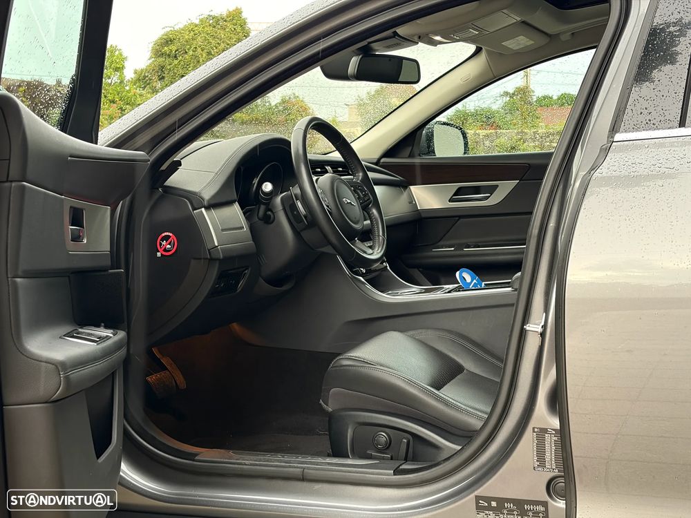 Jaguar XF 20d Aut. Prestige - 25
