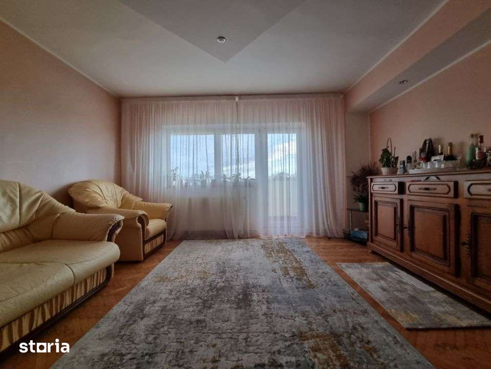 Apartament 3 camere Neagoe Voda sau schimb cu 2 camere + diferenta — fotografia 3