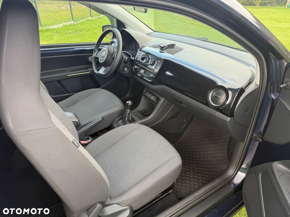 Volkswagen up! - 6