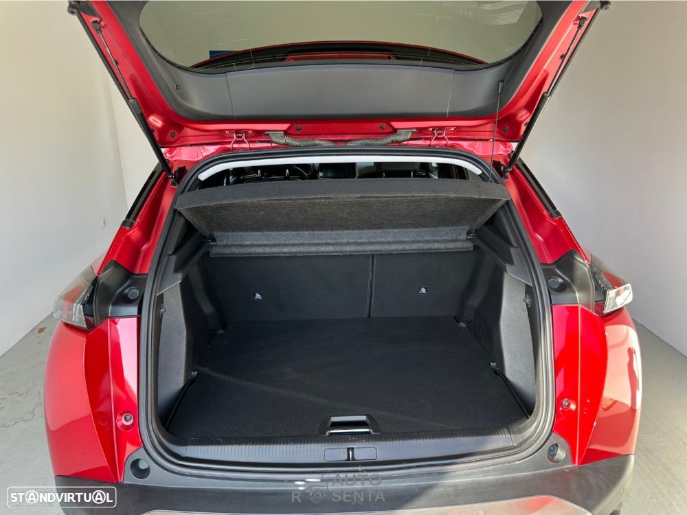 Peugeot 2008 1.2 PureTech Allure - 8