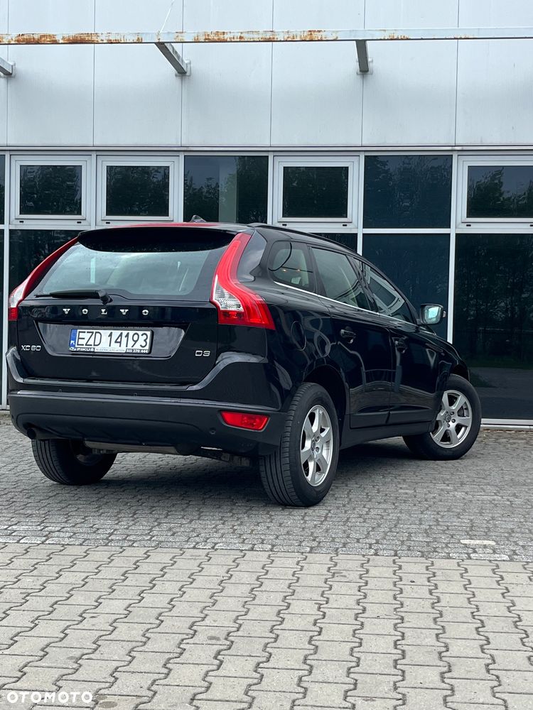 Volvo XC 60 D3 Momentum - 19