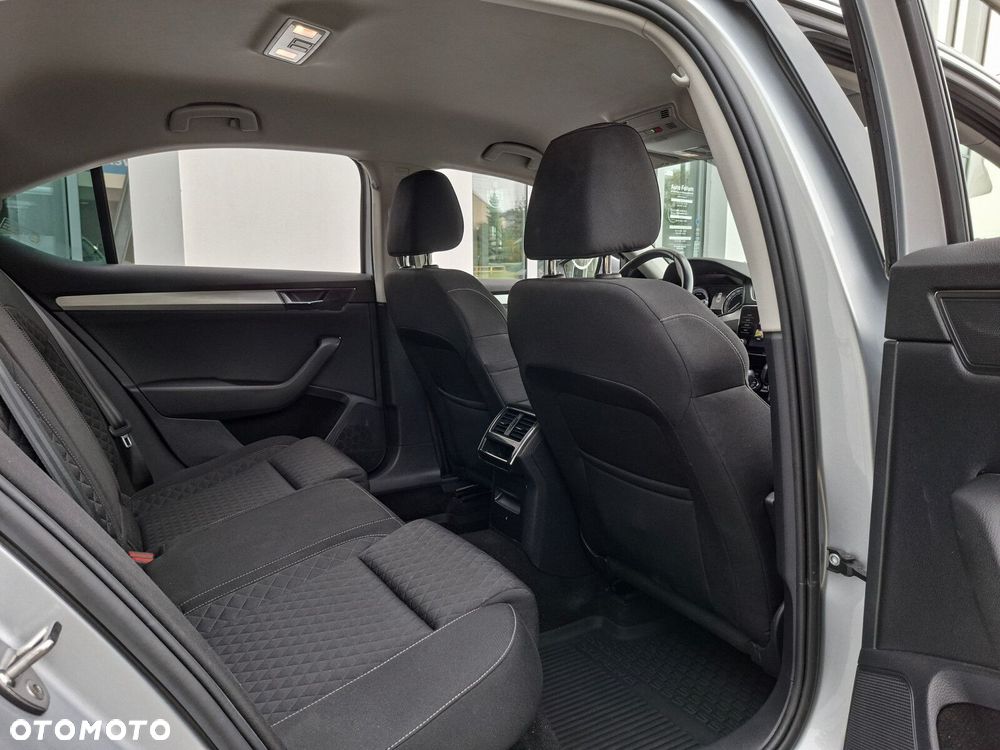 Skoda Superb 1.5 TSI Ambition DSG - 15