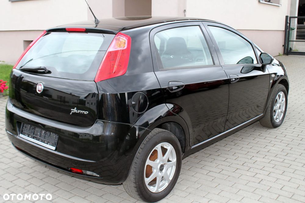 Fiat Punto 1.4 16V Dynamic - 4