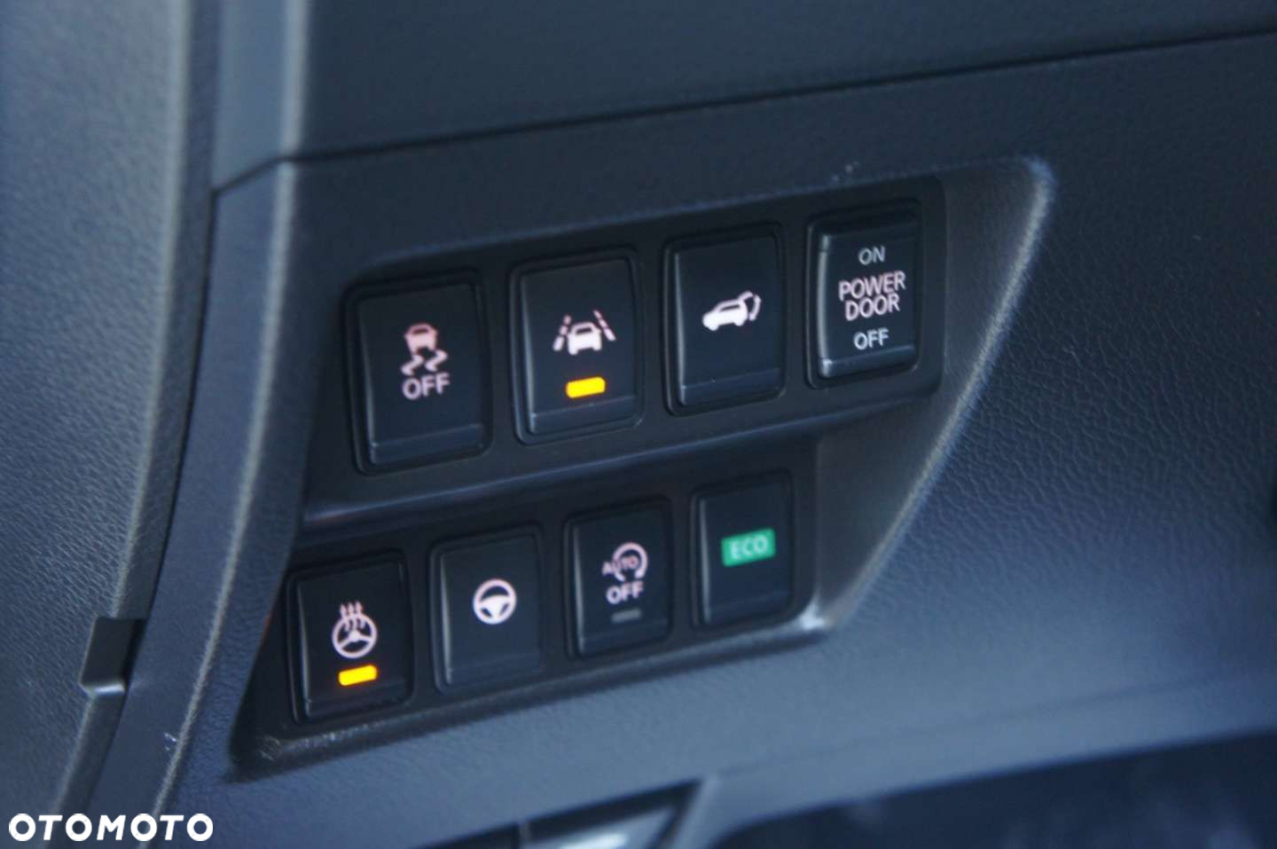 Nissan X-Trail - 12