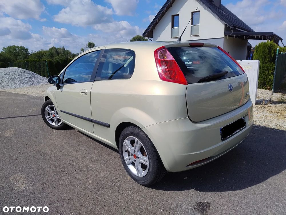 Fiat Punto 1.4 16V Sporting - 6