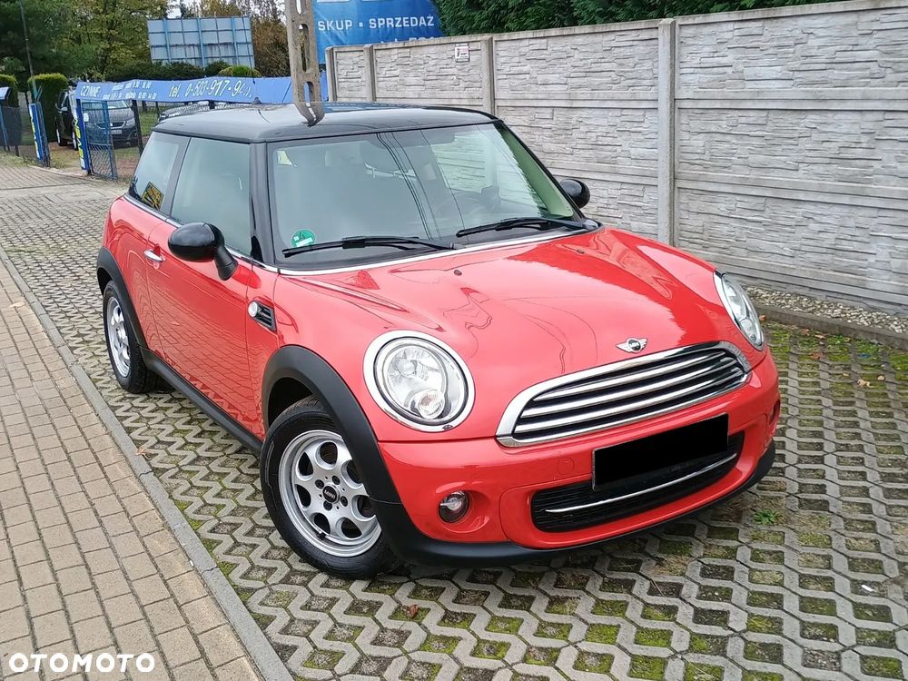 MINI Cooper Standard - 24