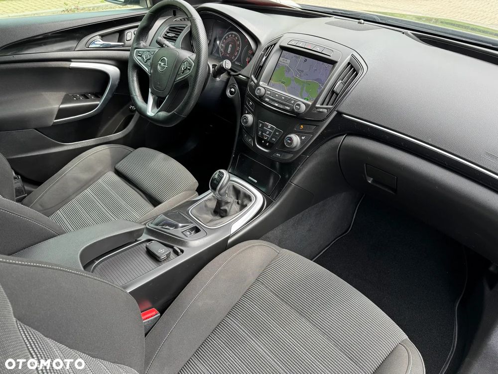 Opel Insignia 1.6 SIDI Turbo ecoFLEX Start/Stop Innovation - 25