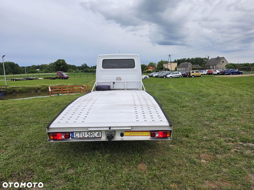 Mercedes-Benz Sprinter 907 - 9