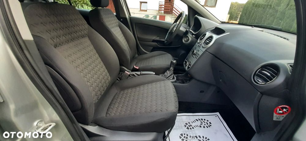 Opel Corsa - 8