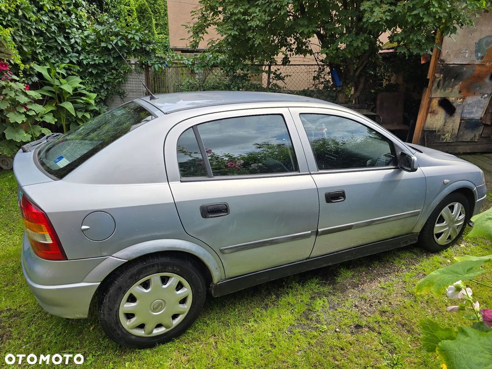 Opel Astra 1.7 DTI - 2