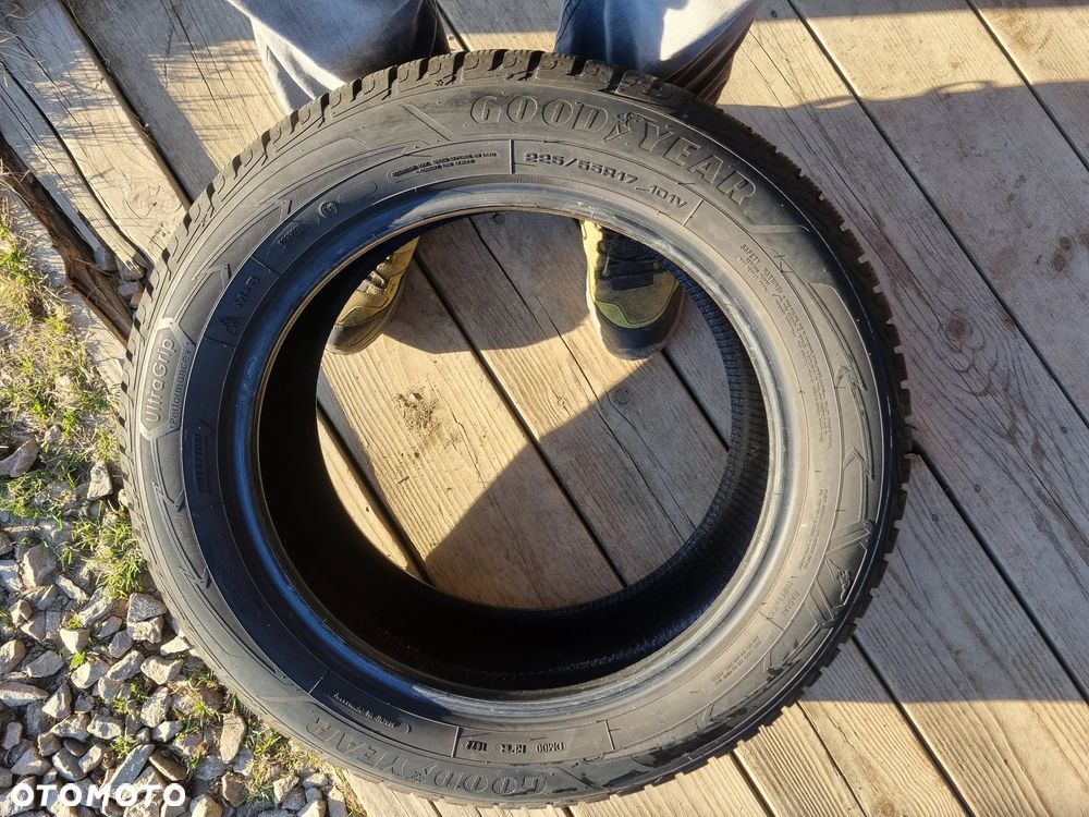 Opona Goodyear ULTRAGRIP Performance + 225/55r17 101V 1x8,5mm jak nowa - 3