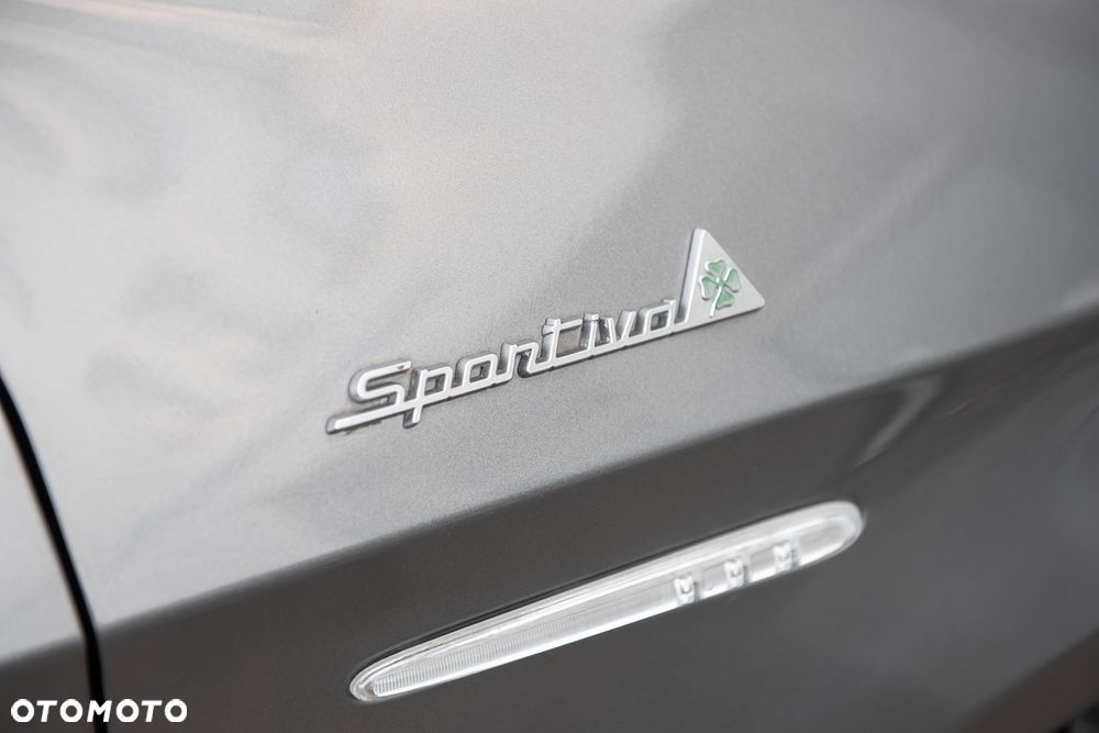 Alfa Romeo Giulietta 1.4 TB 16V Multiair TCT Sport - 32