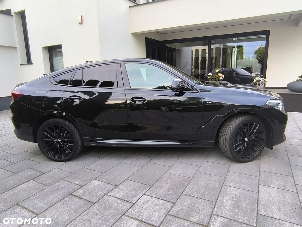 BMW X6 - 12