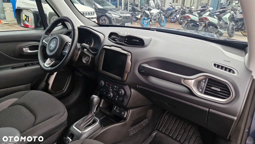 Jeep Renegade - 19