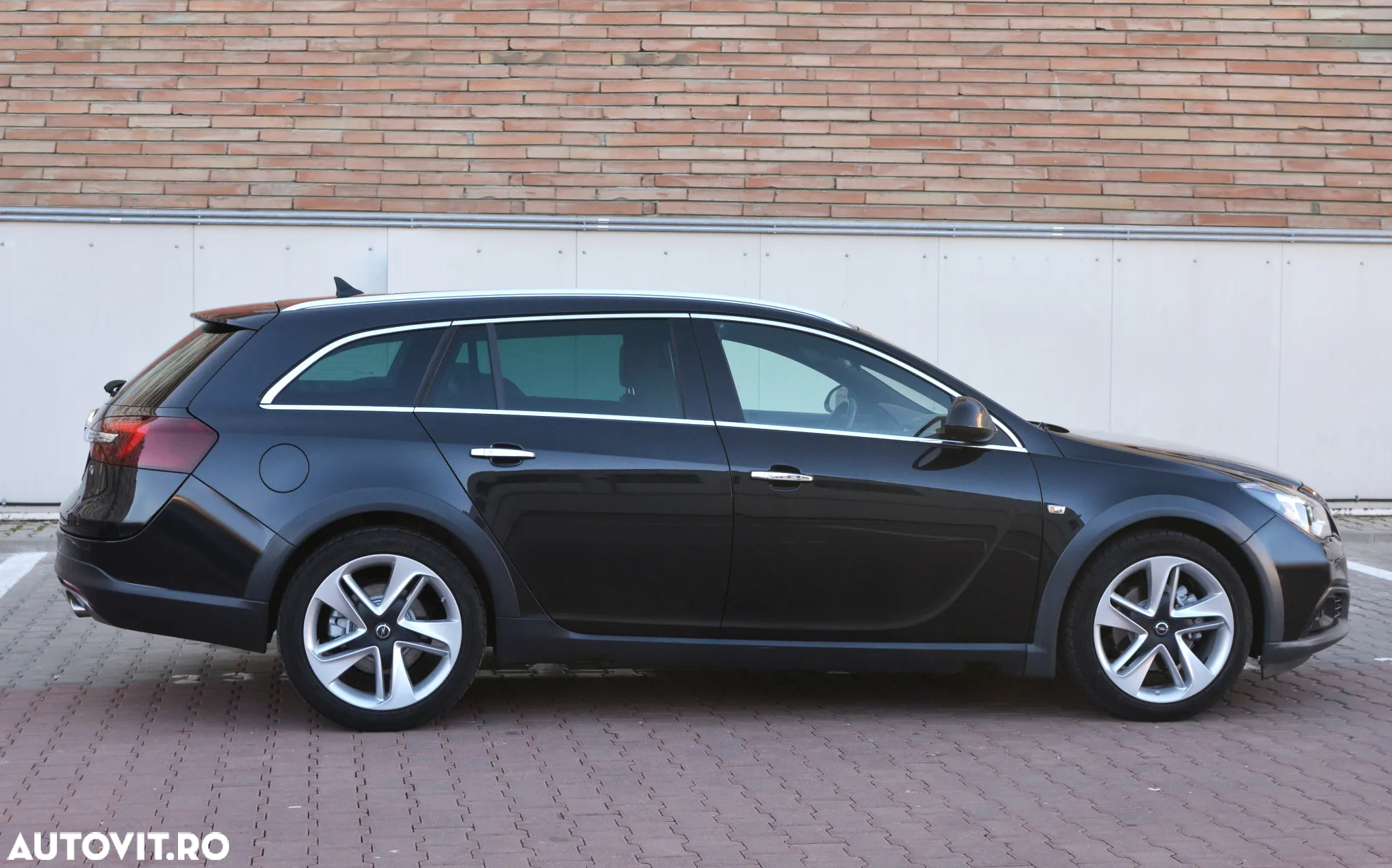 Opel Insignia 2.0 CDTI Sports Tourer 4x4 Automatik - 21
