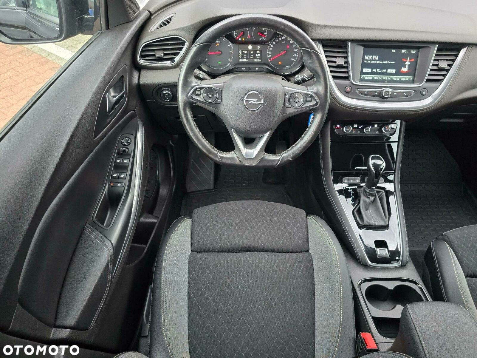 Opel Grandland X 1.2 T GPF Elegance Business Pack S&S - 13