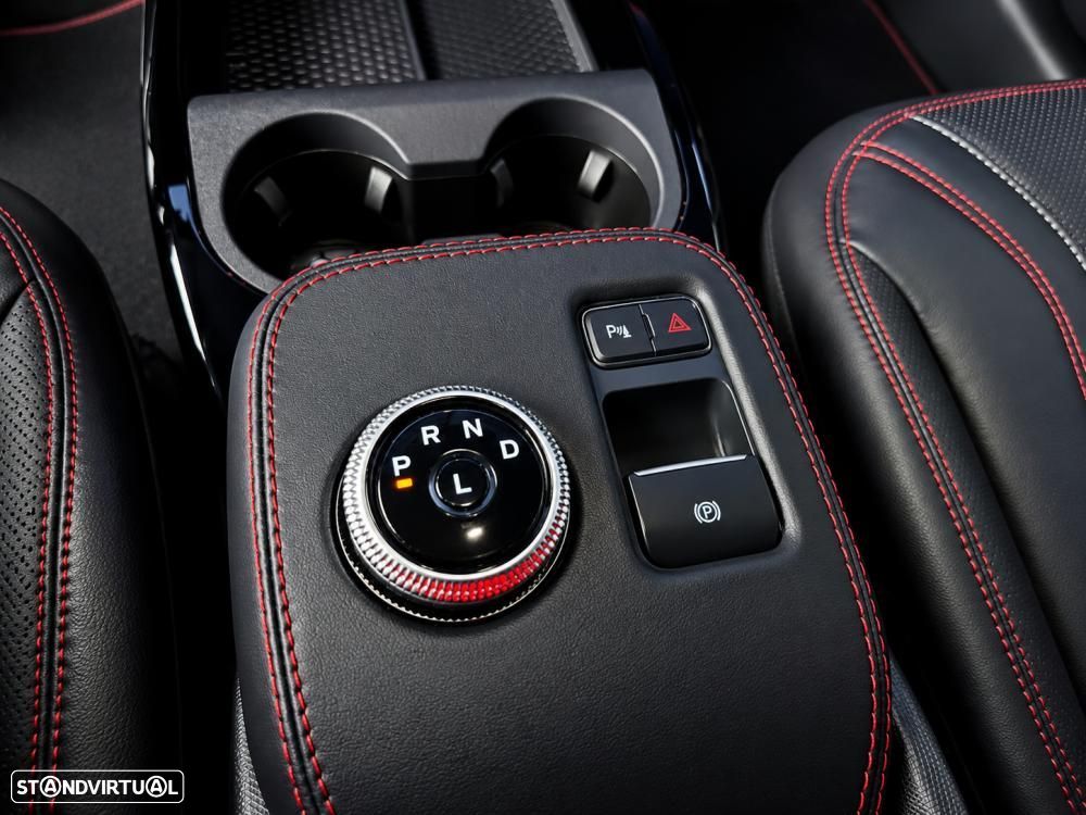 Ford Mustang Mach-E 75.7 kWh Premium AWD - 37
