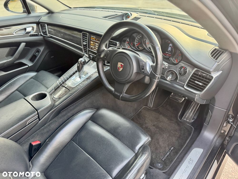 Porsche Panamera 4S PDK - 7