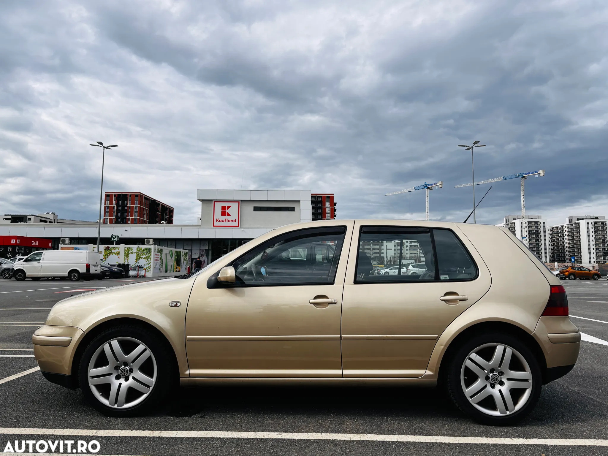 Volkswagen Golf Variant 2.0 Highline - 5