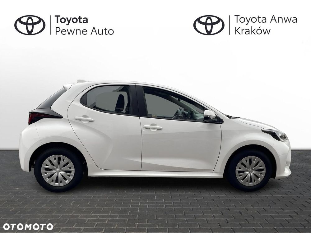 Toyota Yaris - 4