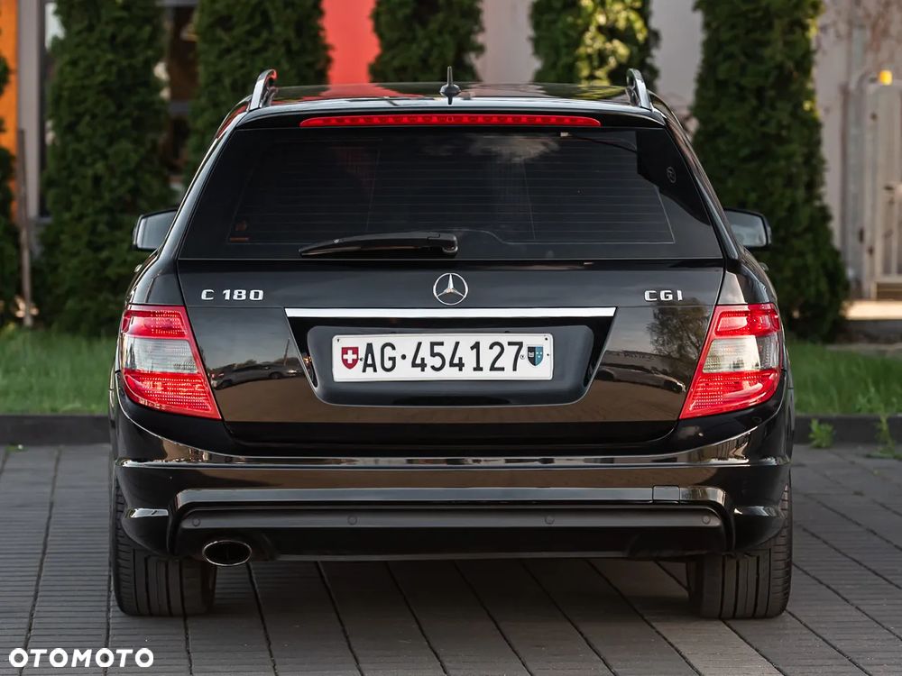 Mercedes-Benz Klasa C 180 CGI Automatik BlueEFFICIENCY - 11