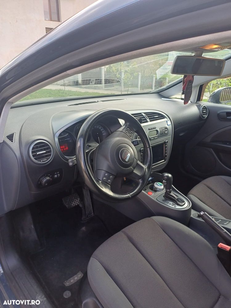 Seat Leon 2.0 TDI DPF DSG FR - 5
