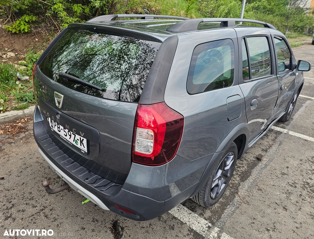 Dacia Logan TCe 90 (S&S) Stepway - 4