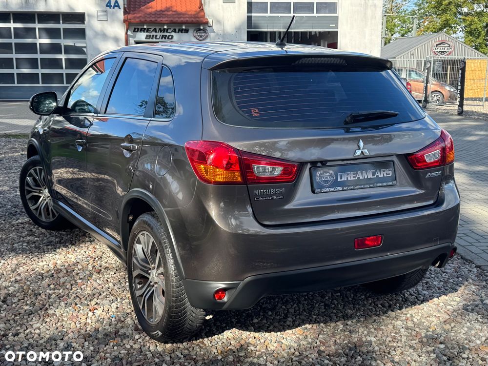 Mitsubishi ASX - 9