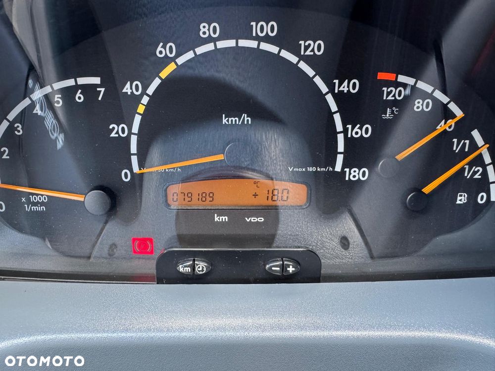 Mercedes-Benz SPRINTER 903 - 6