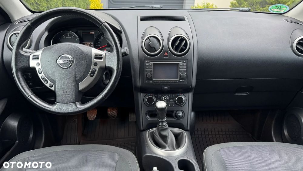 Nissan Qashqai 2.0 360 - 8