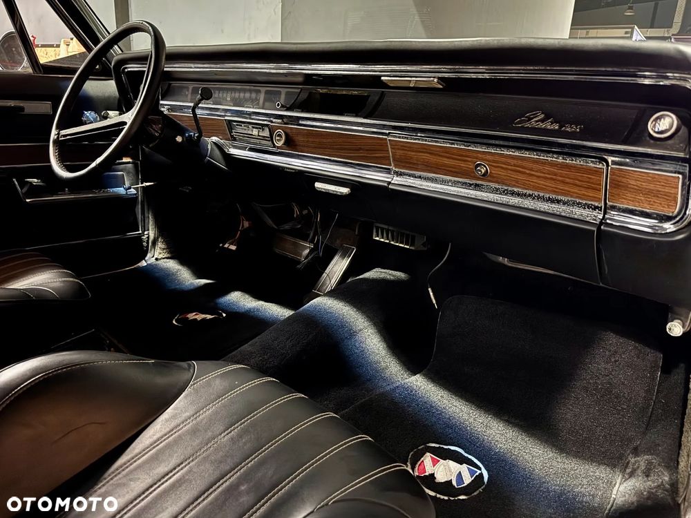 Buick Electra - 23