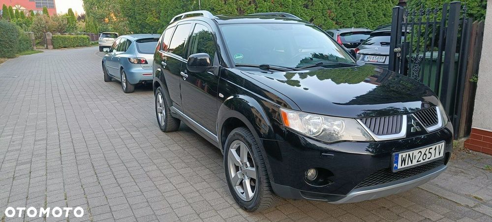 Mitsubishi Outlander 2.4 4WD CVT Instyle - 12