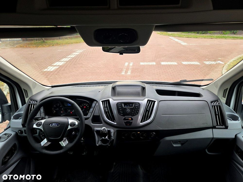 Ford Transit - 13