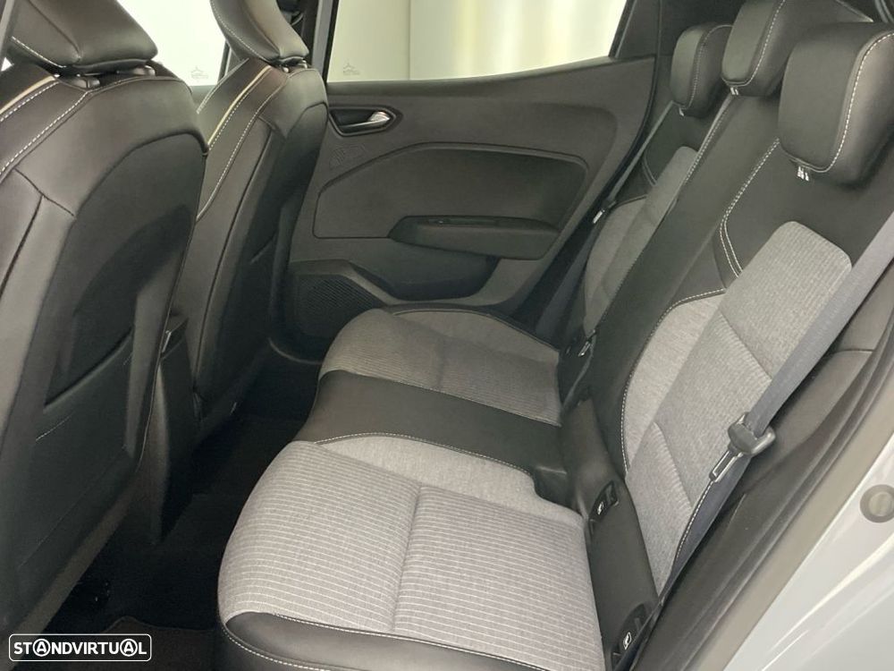 Renault Clio 1.0 TCe Techno - 12