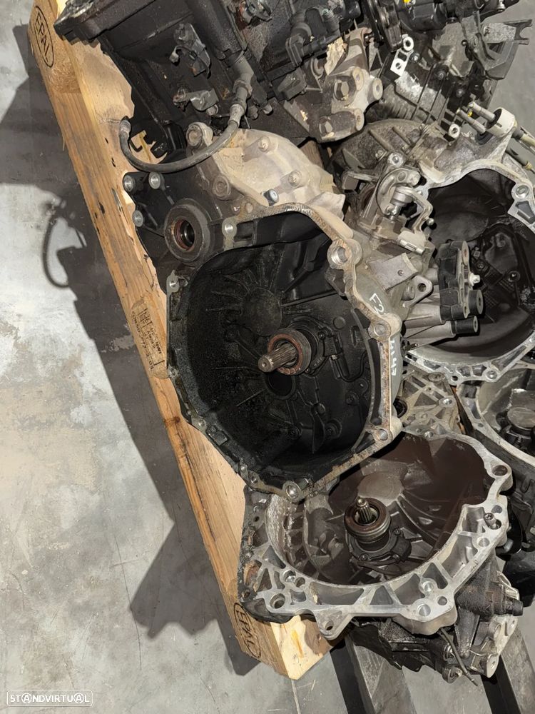 Caixa velocidade OPEL referência F23 - 1