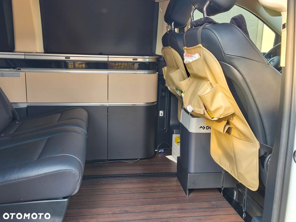 Mercedes-Benz Klasa V - 20