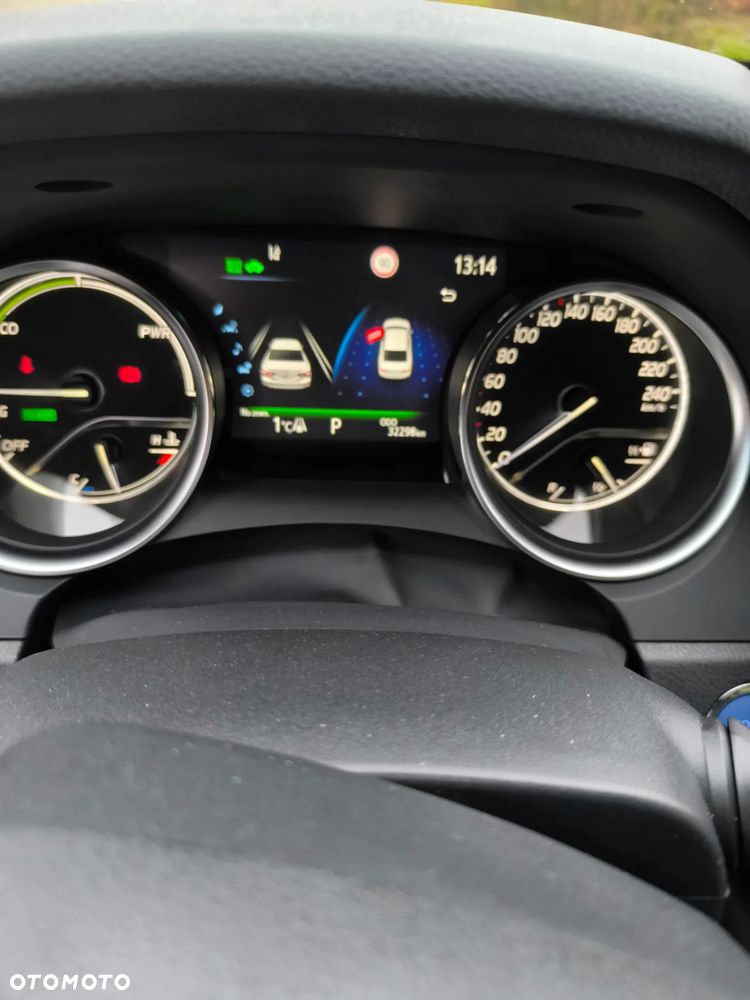 Toyota Camry 2.5 Hybrid Comfort CVT - 8
