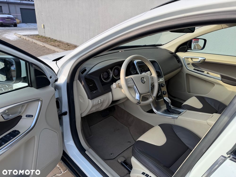 Volvo XC 60 - 26
