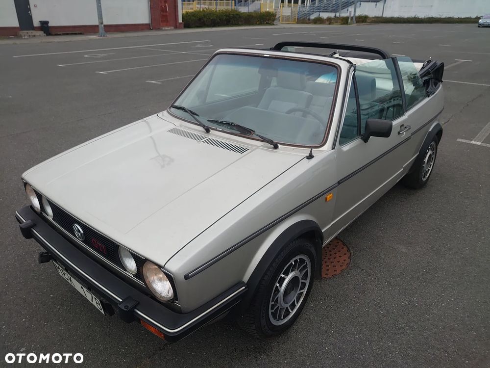 Volkswagen Golf 1.8 GTI - 19