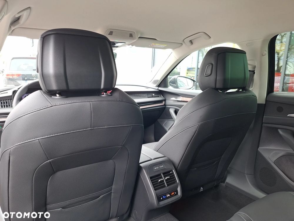 Skoda Superb 2.0 TDI SCR 4x4 L&K DSG - 26