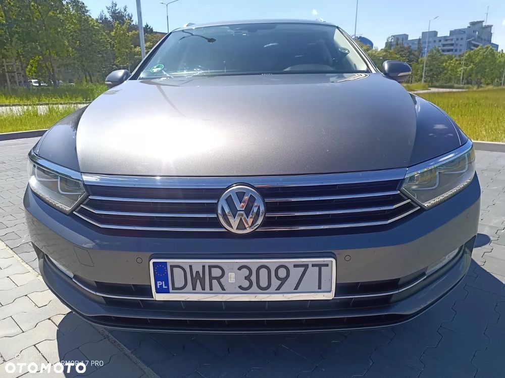 Volkswagen Passat - 9