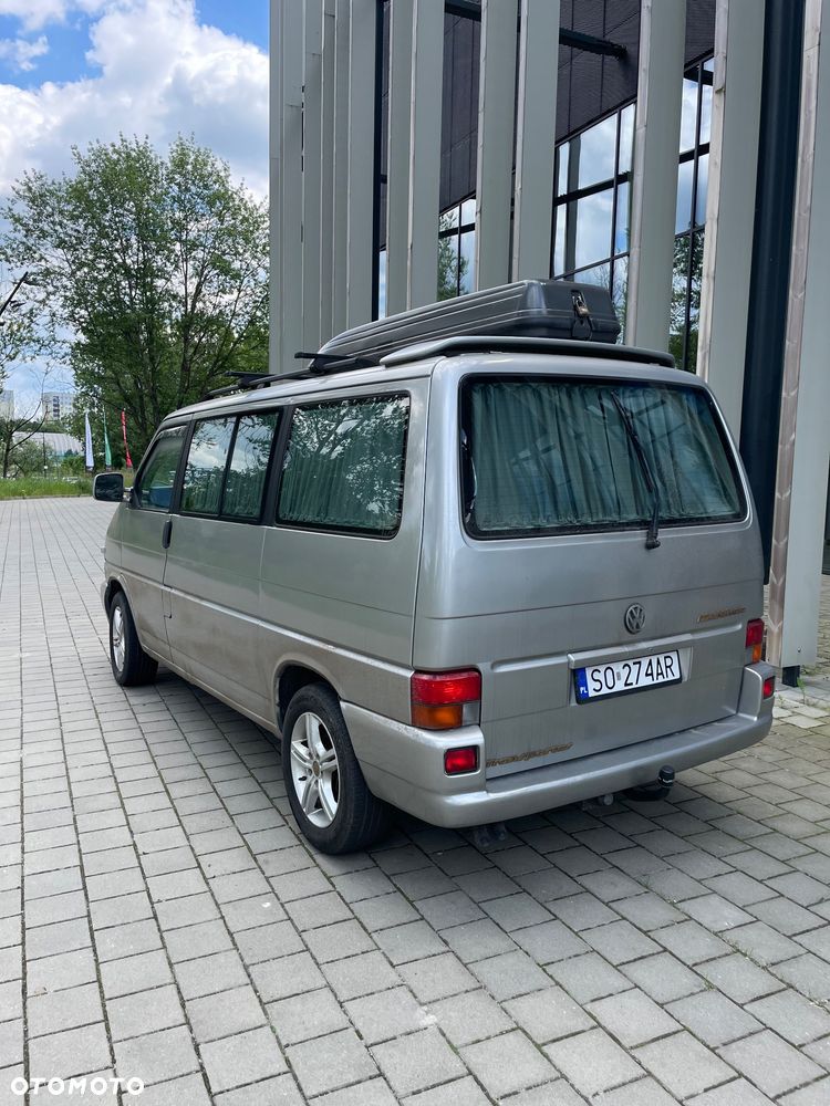 Volkswagen Multivan - 22