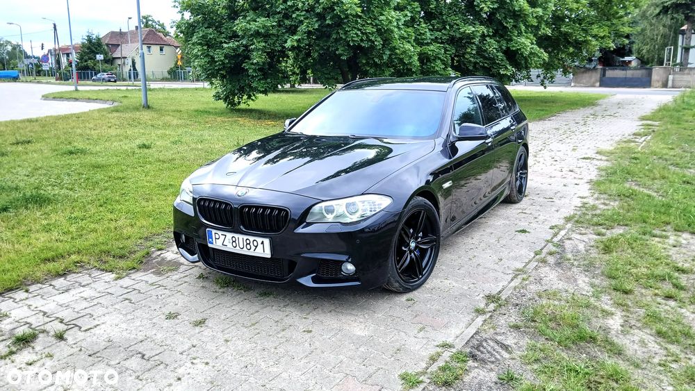 BMW Seria 5 528i Sport-Aut - 36