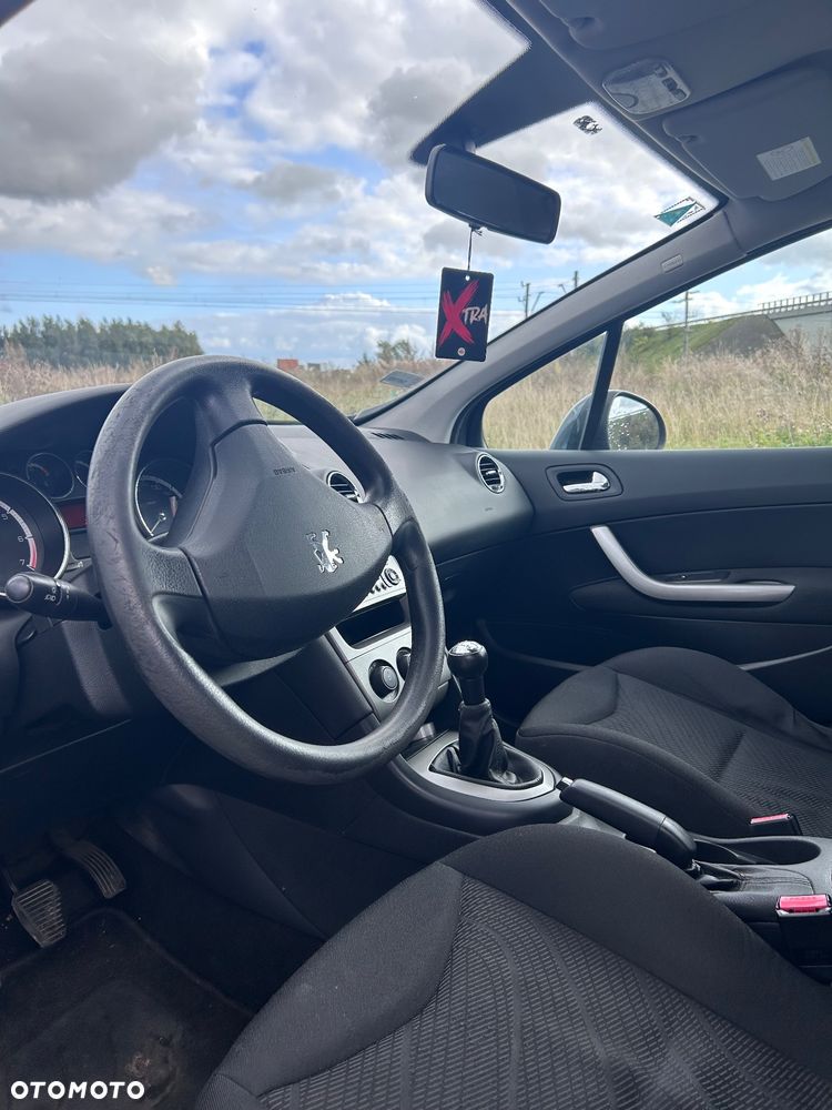 Peugeot 308 1.6 Trendy - 9