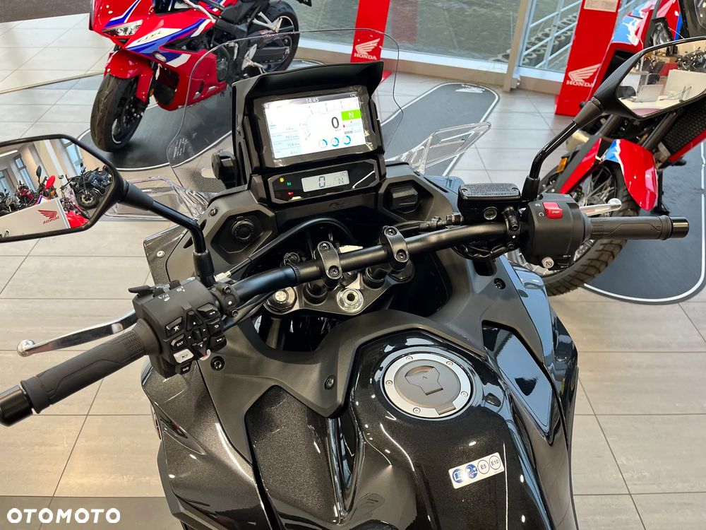 Honda NT - 13