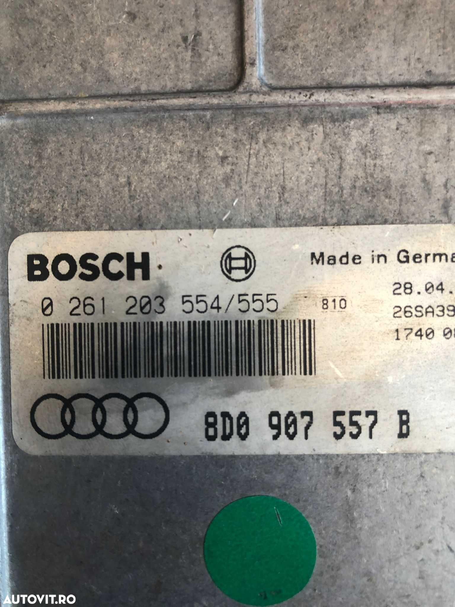 ECU Calculator motor Audi A4 1.6 8D0907557B 0261203554 - 2
